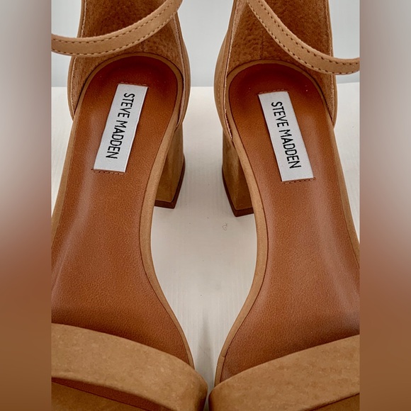 NWT Steve Madden Irene Women’s Tan Sandals Shoes - Picture 8 of 11